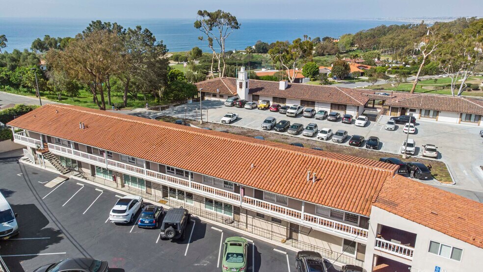 More Photos Of 316-348 Tejon Pl, Palos Verdes Estates Storefront Retail Office For Sale