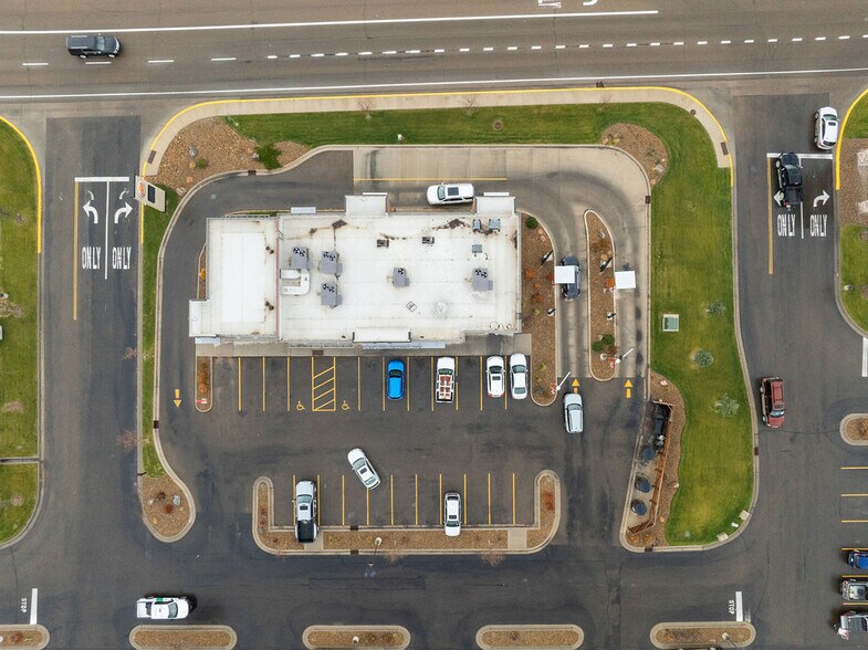 More Photos Of 416 N Central Ave, Sidney Storefront For Sale