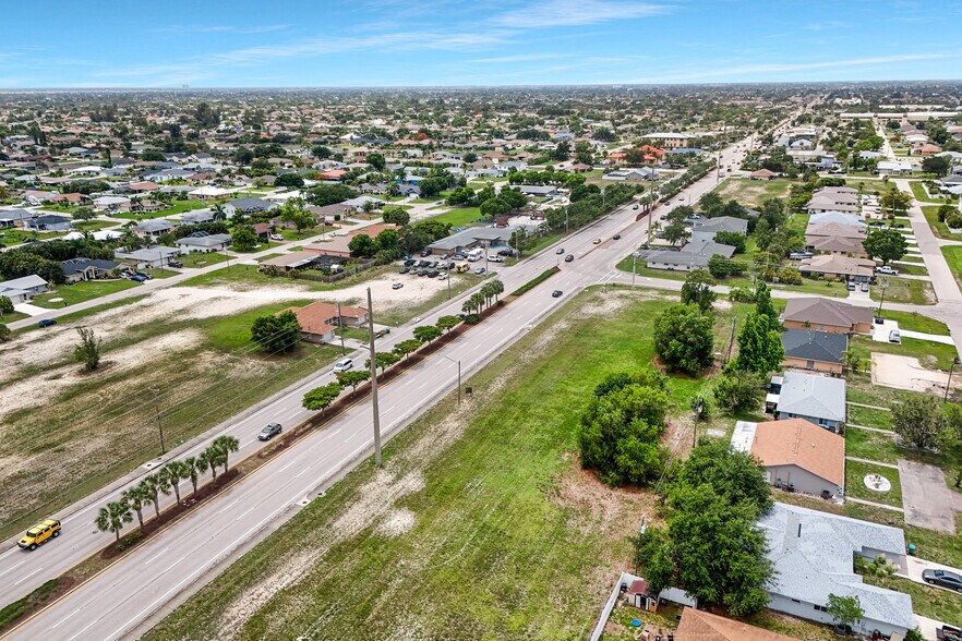 More Photos Of 1800 SW Santa Barbara Pl, Cape Coral Land For Sale