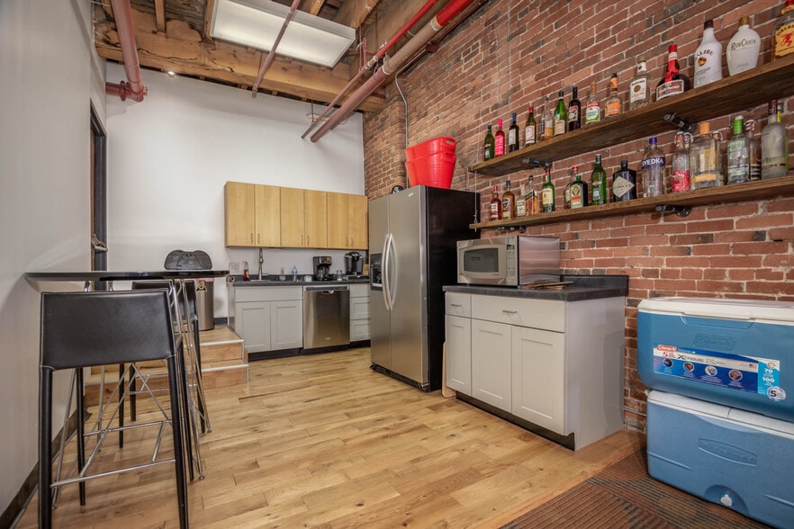 More Photos Of 712 N 2nd St, Saint Louis Office For Lease