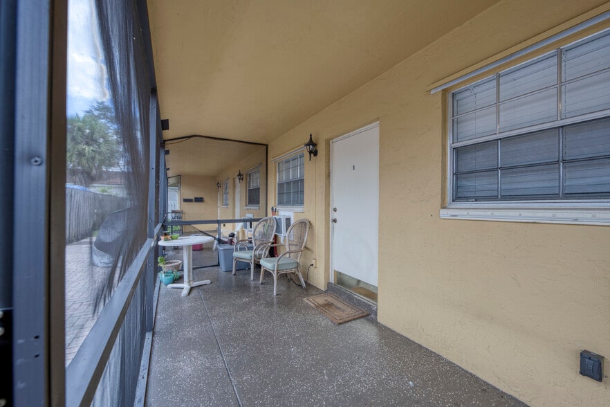 More Photos Of 96 SE 3rd Ave, Deerfield Beach Apartments For Sale