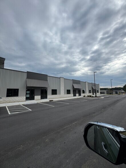 Primary Photo Of 408 Airport rd, Kinston Industrial For Lease