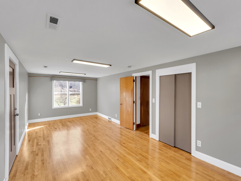 More Photos Of 1254 Pisgah Dr, Canton Specialty For Sale