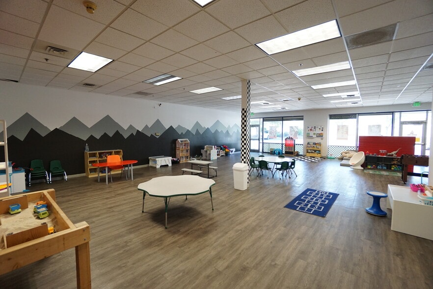More Photos Of 6501 W Grandridge Blvd, Kennewick Unknown For Lease