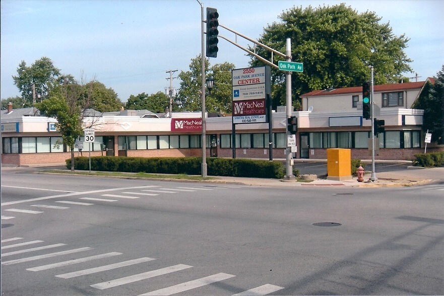 More Photos Of 2550 S Oak Park Ave, Berwyn Medical For Sale