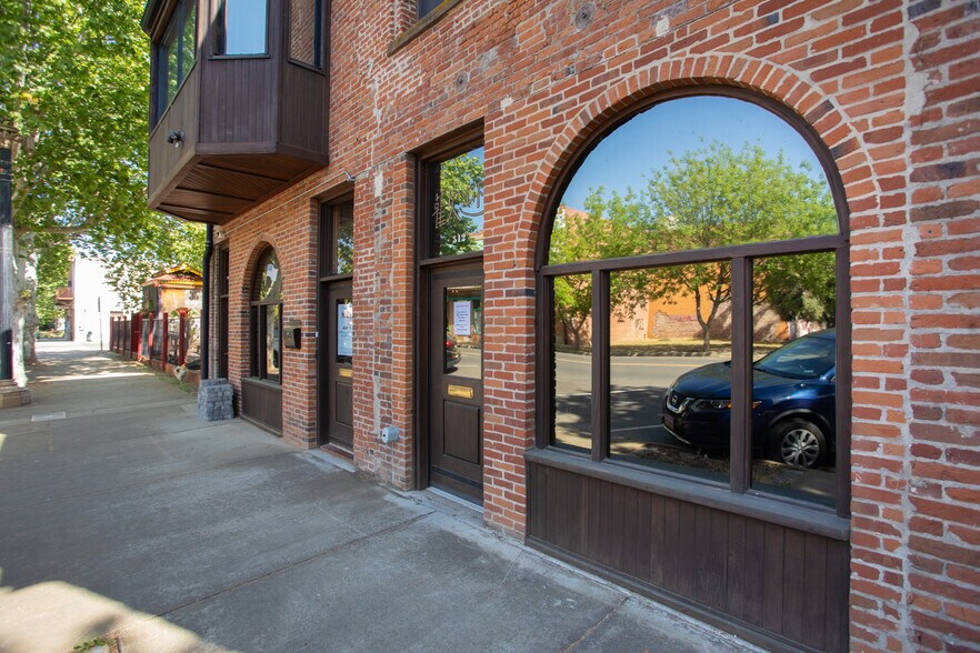 More Photos Of 310-312 1st St, Marysville Office Residential For Lease