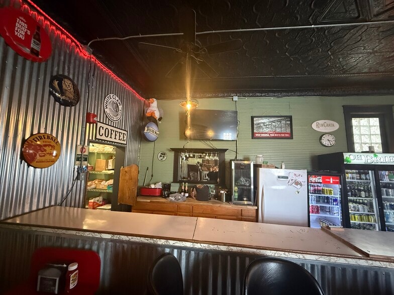 More Photos Of 855 Main St, Follansbee Restaurant For Sale