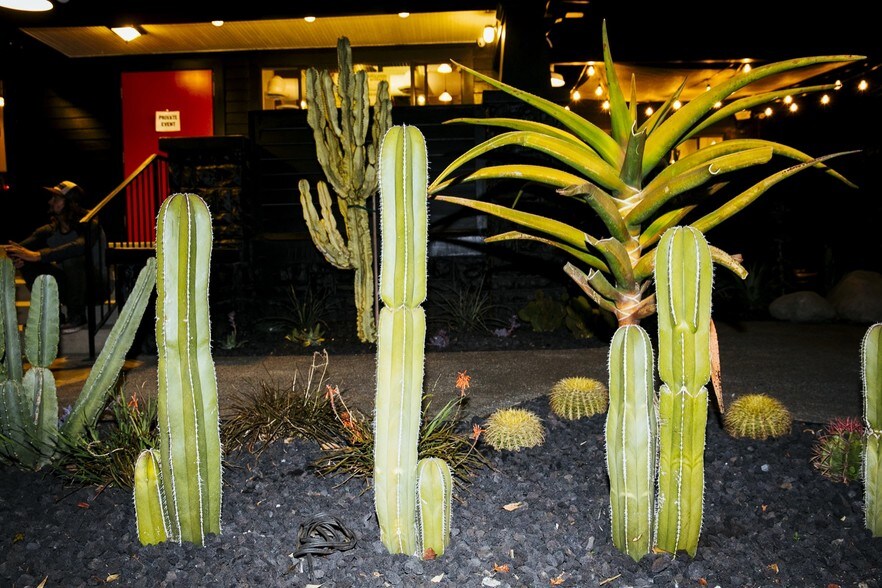 More Photos Of 1837 E 7th St, Long Beach Restaurant For Lease