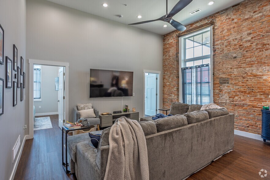 More Photos Of 1199 Central Ave, Dubuque Apartments For Sale