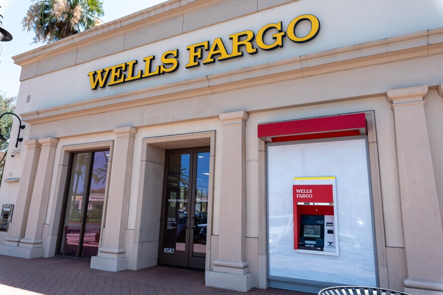 More Photos Of 18 Bunsen, Irvine Research And Development For Lease