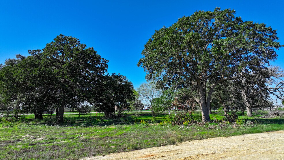 More Photos Of 6506 US Highway 181, Floresville Land For Sale