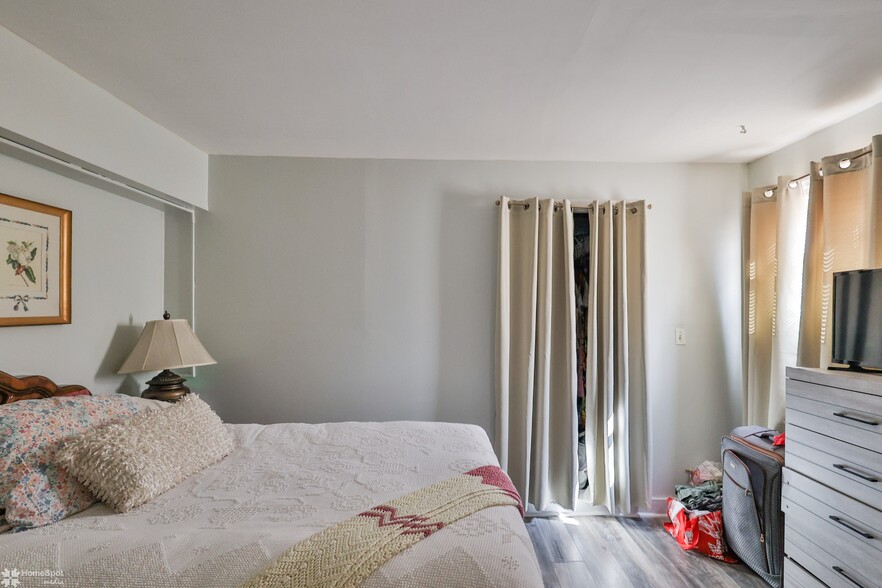 More Photos Of 902 W Wilkes Barre St, Easton Apartments For Sale