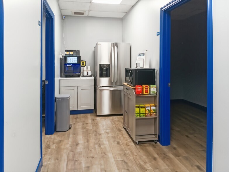 More Photos Of 105 N Rose St, Escondido Coworking Space