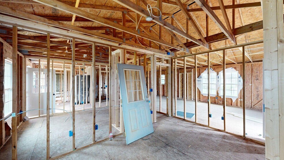 More Photos Of 57 Mill St, Cave Spring Multifamily For Sale