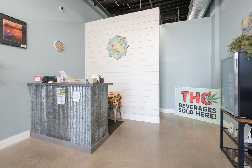 More Photos Of 100 E 2nd St, Cedar Falls Apartments For Lease