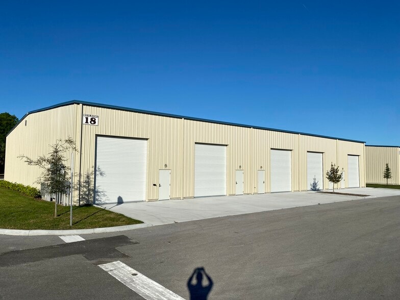 More Photos Of 5265 45th St, Vero Beach Unknown For Lease