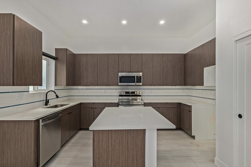 More Photos Of 3109 N 39th St, Phoenix Apartments For Sale