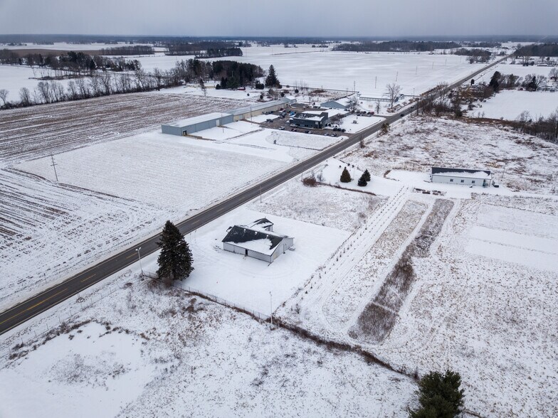 More Photos Of 6163 N Meridian Rd, Hope Flex For Sale