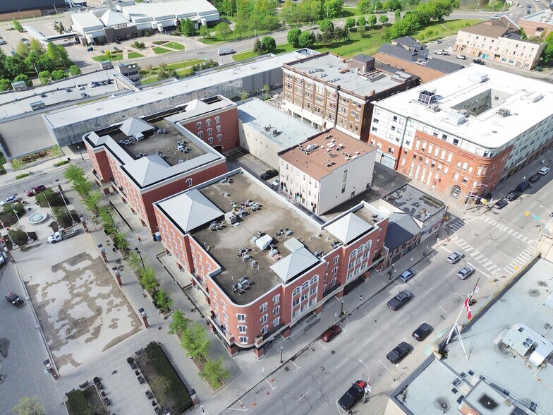 More Photos Of 59 Dalhousie St, Brantford Storefront For Lease