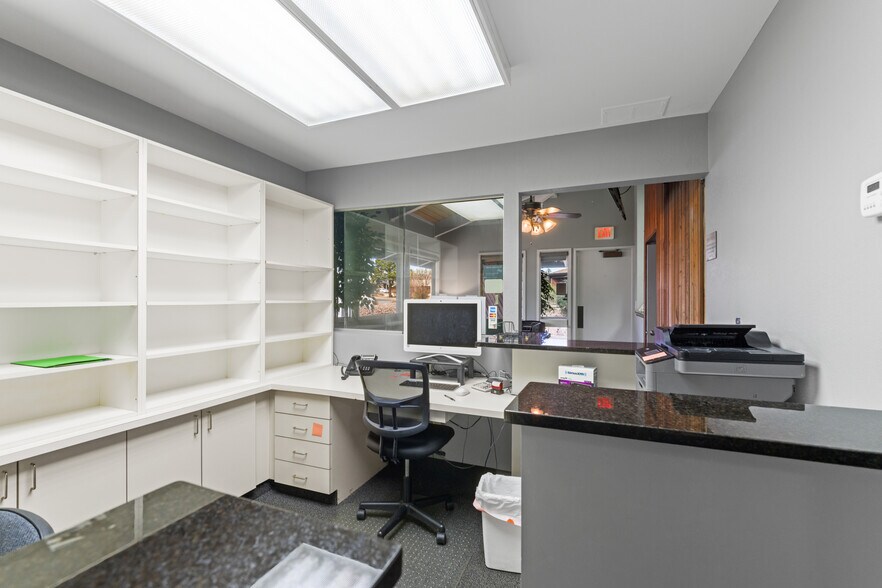 More Photos Of 3225 W Carefree Cir, Colorado Springs Medical For Sale