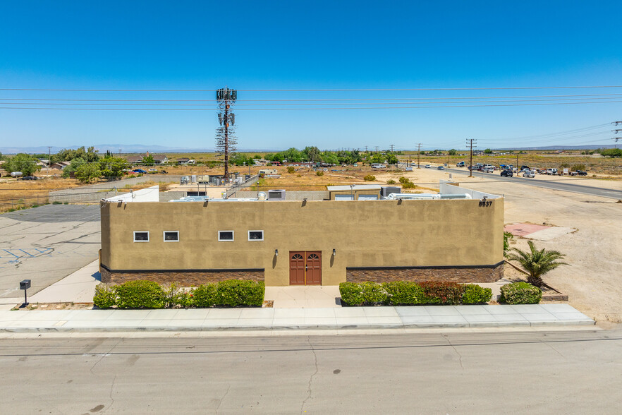 Primary Photo Of 8837 E Palmdale Blvd, Palmdale Research And Development For Sale