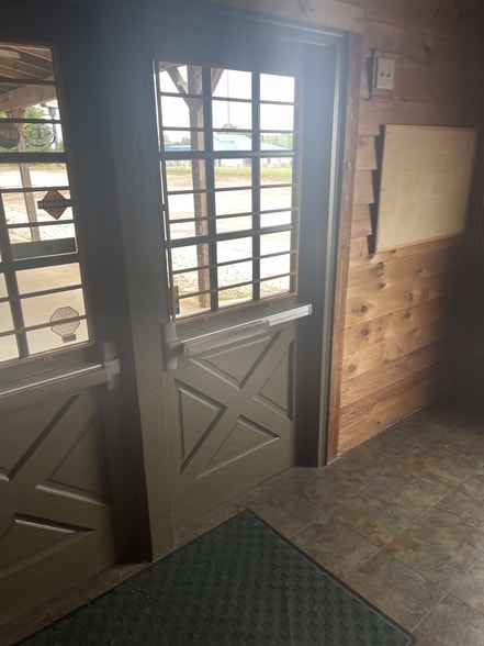 More Photos Of 3455 Keith Bridge Rd, Cumming Freestanding For Sale