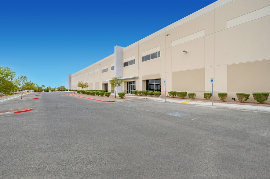 More Photos Of 3732 N Las Vegas Blvd, Las Vegas Unknown For Lease