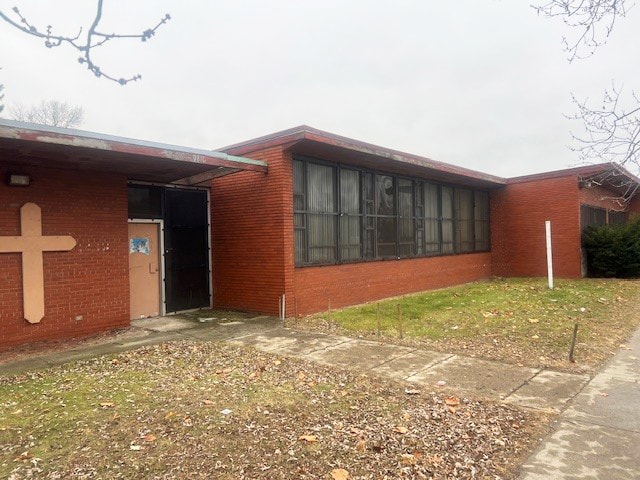 Primary Photo Of 10811 Puritan St, Detroit Religious Facility For Sale