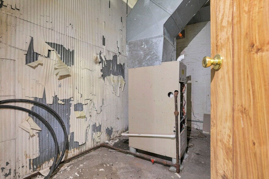 More Photos Of 435 N Elizabeth St, Lima Warehouse For Sale