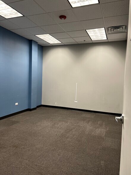 More Photos Of 8505 W 183rd St, Tinley Park Medical For Lease