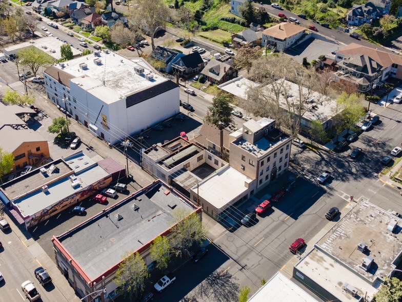 More Photos Of 412 Washington St, The Dalles Freestanding For Sale