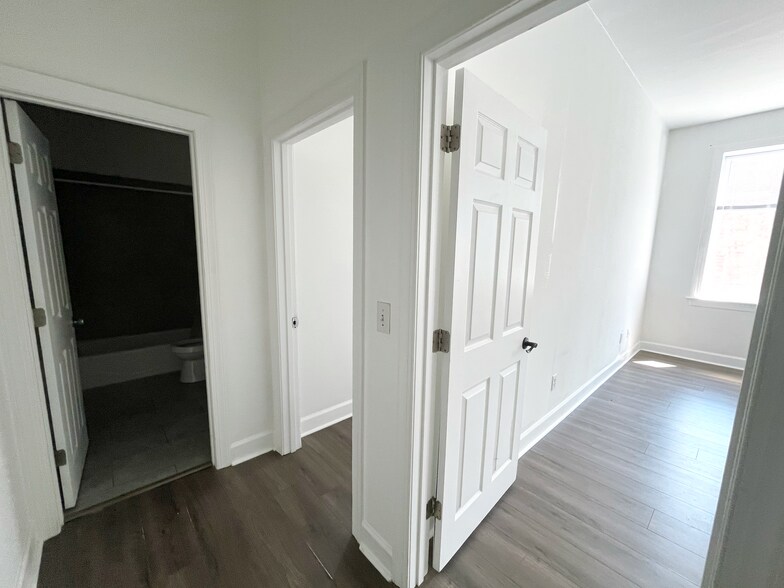 More Photos Of 289-291 King St, Charleston Apartments For Sale