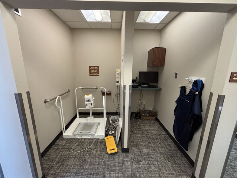 More Photos Of 1195 Wilson Ave NW, Grand Rapids Medical For Lease