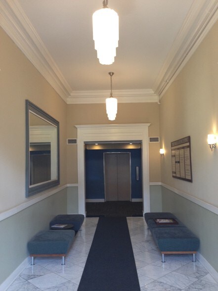 More Photos Of 675 Seminole Ave NE, Atlanta Office For Sale