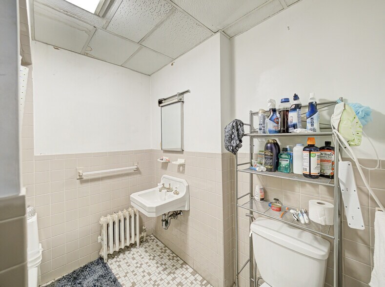 More Photos Of 57 Halsey St, Newark Storefront Retail Residential For Sale