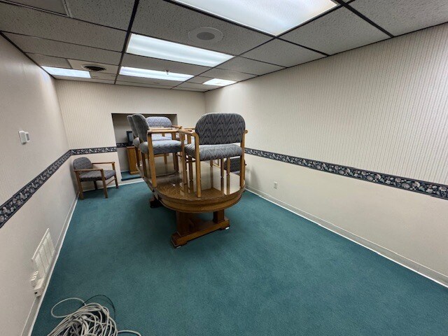 More Photos Of 530 Broadway, East Liverpool Bank For Sale