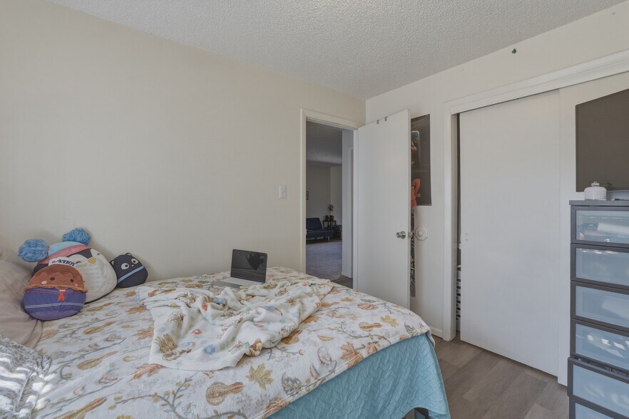 More Photos Of 1447 Nokomis Dr, Colorado Springs Apartments For Sale