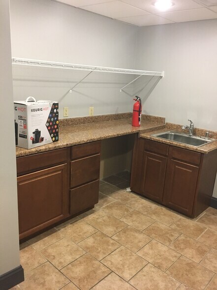 More Photos Of 2001 Montour Church Rd, Oakdale Office For Lease