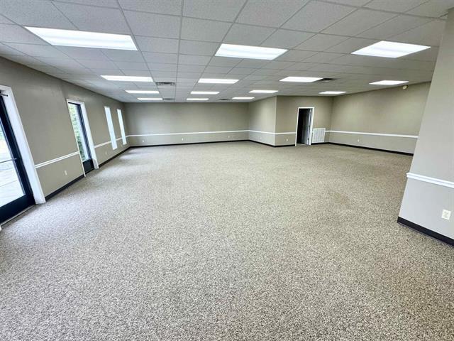 More Photos Of 301 Lake Dr, Ripley Office For Sale