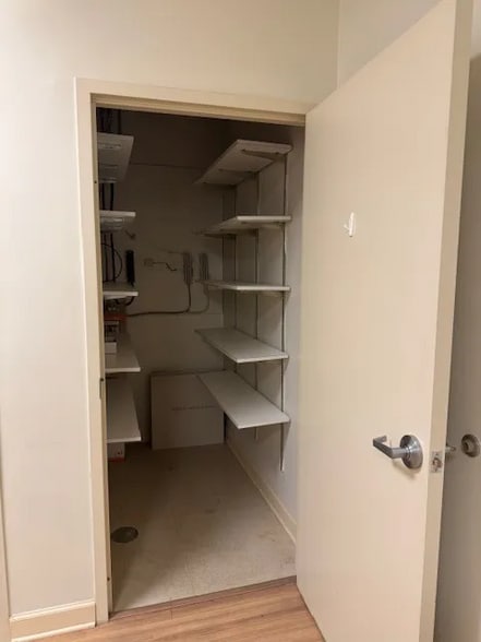 More Photos Of 2306-2310 W Touhy Ave, Chicago Apartments For Lease