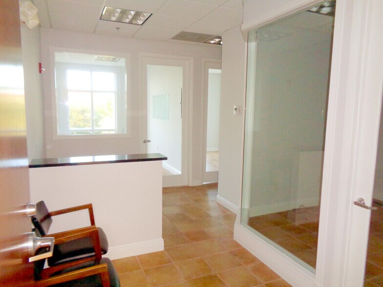 More Photos Of 5850 Coral Ridge Dr, Coral Springs Medical For Sale