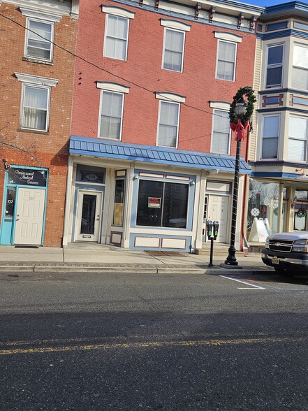 Primary Photo Of 159 S Main St, Phillipsburg Storefront Retail Residential For Lease