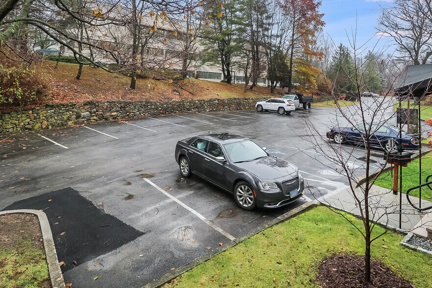 More Photos Of 200 Executive Blvd, Ossining Research And Development For Lease