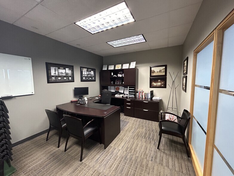 More Photos Of 4628-4640 Calgary Trl NW, Edmonton Storefront For Lease