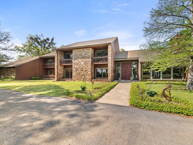 More Photos Of 1173 FM 130, Daingerfield Specialty For Sale