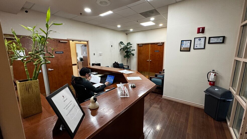 More Photos Of 3025 W Sahara Ave, Las Vegas Medical For Sale