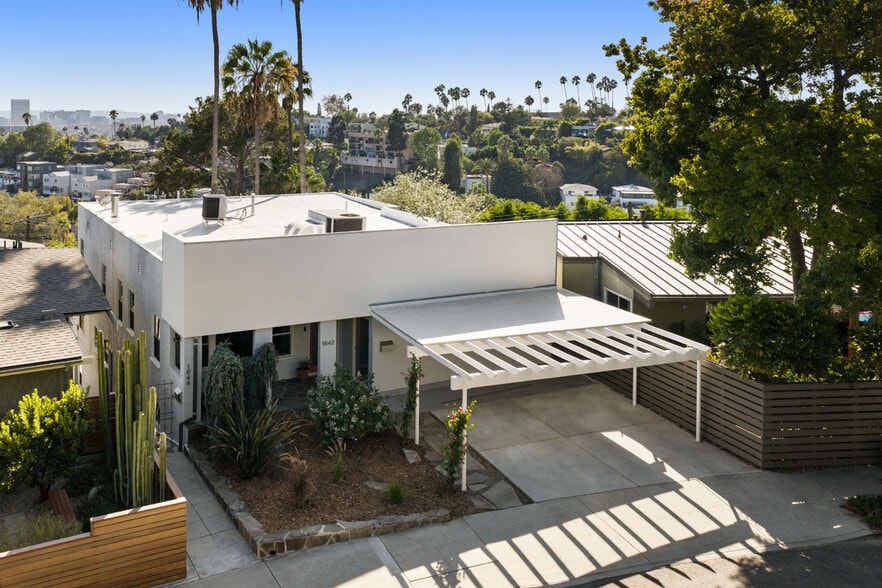 More Photos Of 1642 Elevado St, Los Angeles Multifamily For Sale