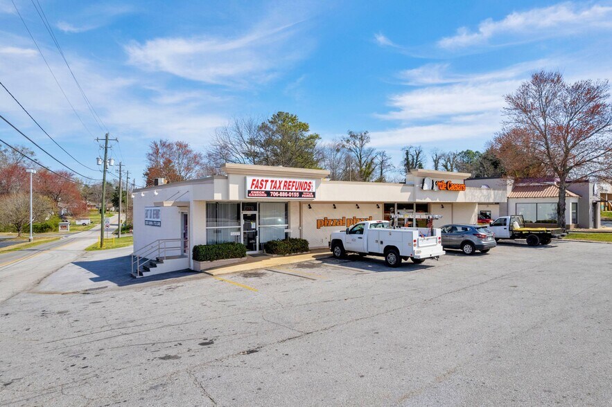 More Photos Of 999 Big a Rd, Toccoa Restaurant For Sale