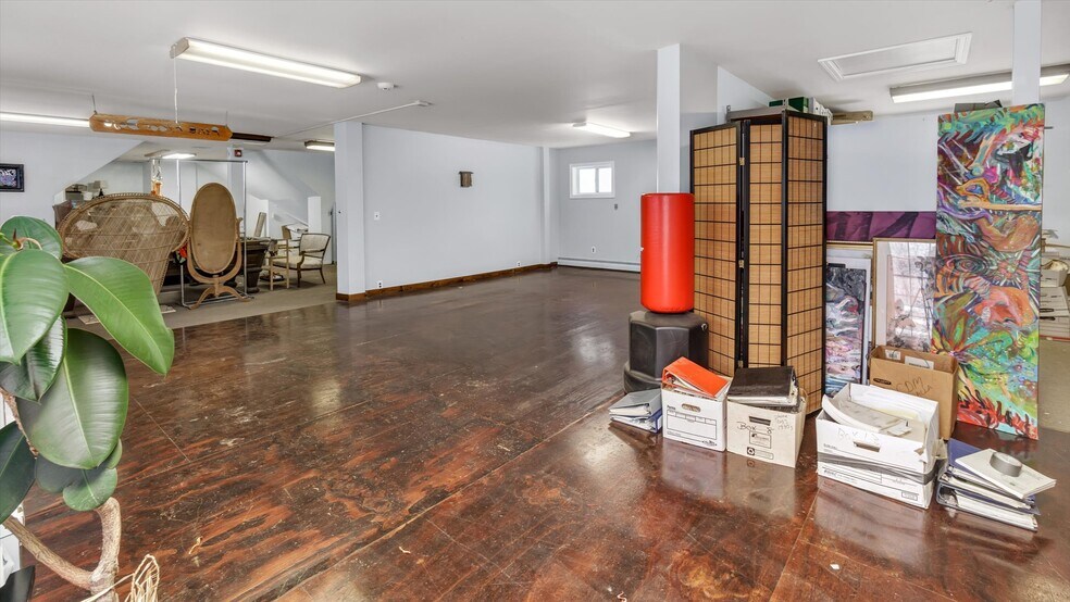 More Photos Of 32 Chichester Ave, Center Moriches Industrial For Sale