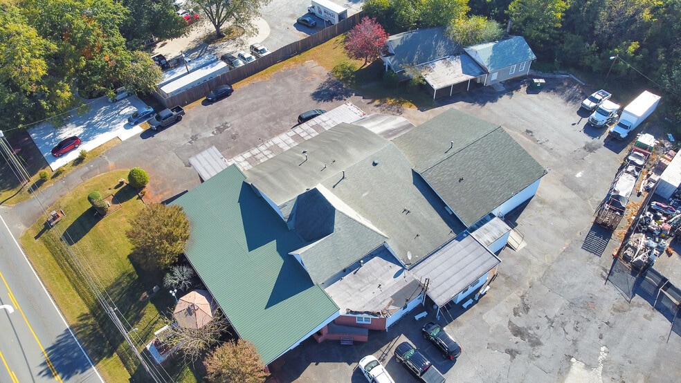 Primary Photo Of 1408 Canton Rd, Marietta Funeral Home For Sale